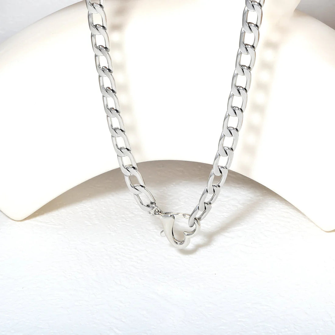 Sorelle Cuban Heart Necklace