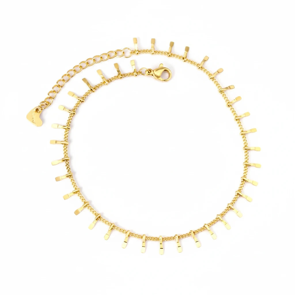 Gold anklet with chain design on a white background. tassel anklet gold, drop chain anklet, minimalist gold anklet